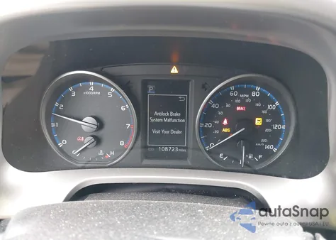 2017 Toyota Rav4 Xle из США, поврежденный, VIN JTMWFREV4HJ705553